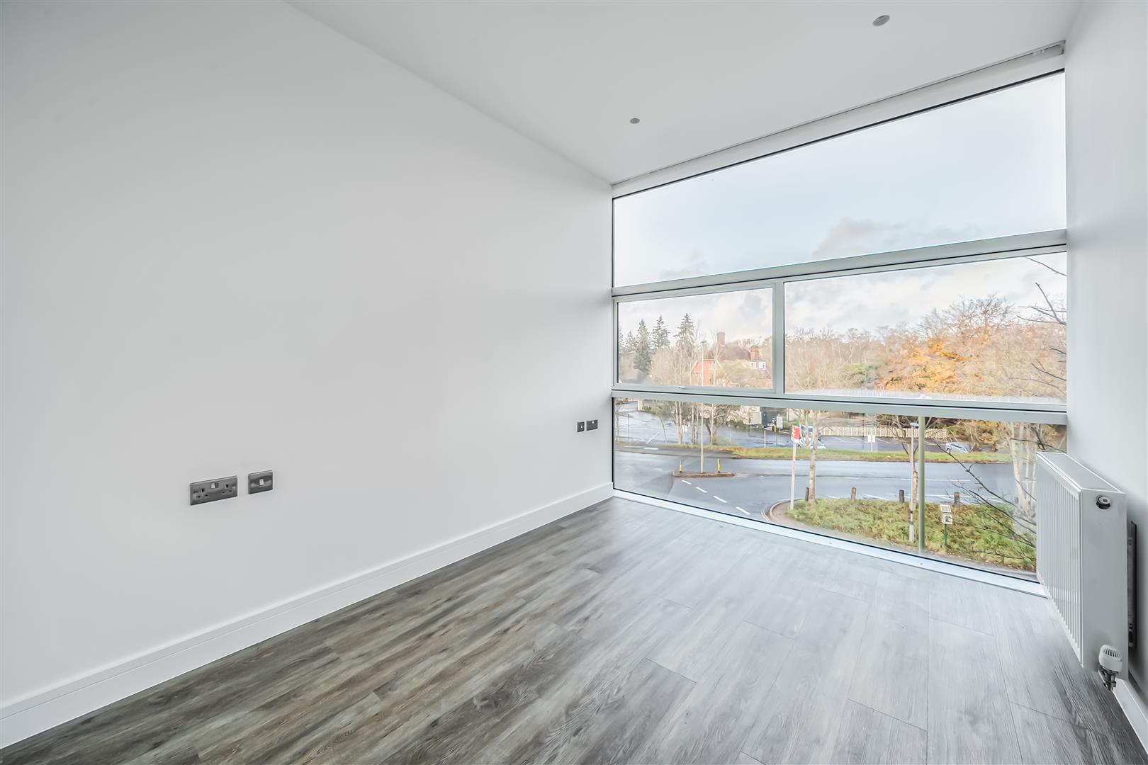 Sheila House Waterfront, Fleet